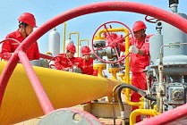 China to merge three oil and gas giants into one company