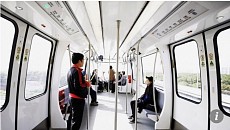 Shanghai metro launches driverless trains