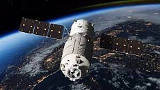 "Тяньчжоу-9" пристыковался к космической станции "Тяньгун"