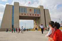 Грузов через КПП Алашанькоу перевезено за январь-октябрь свыше 25 млн тонн