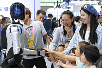 Масштаб отрасли искусственного интеллекта в Китае превысит 1,2 трлн юаней Масштаб отрасли искусственного интеллекта в Китае превысит 1,2 трлн юаней