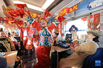 В Хэйлунцзяне запустили специальный поезд-новогоднюю ярмарку