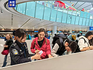 В Китае введут электронную карту прибытия для иностранных граждан